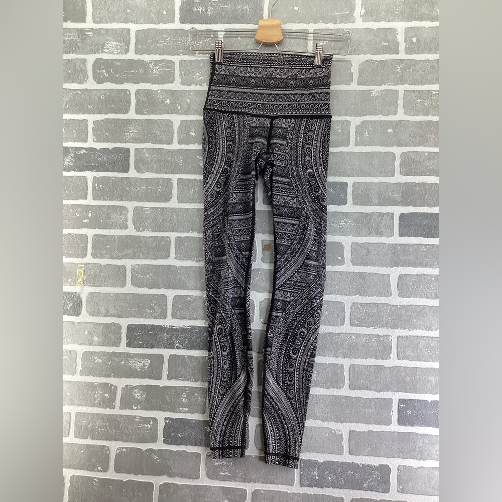 Lululemon Wunder Under Entwined Ice Grey Black Hi Rise Tight Size 4
